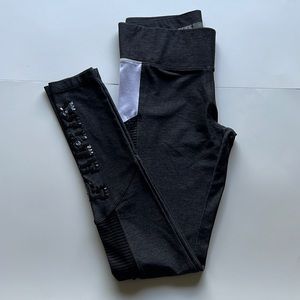 VS Pink Ultimate Leggings